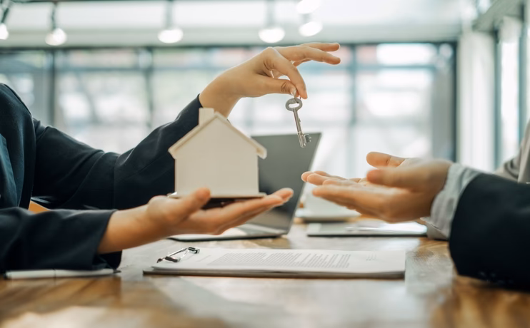 Czy darowizna otrzymana przed ślubem wchodzi do majątku wspólnego?