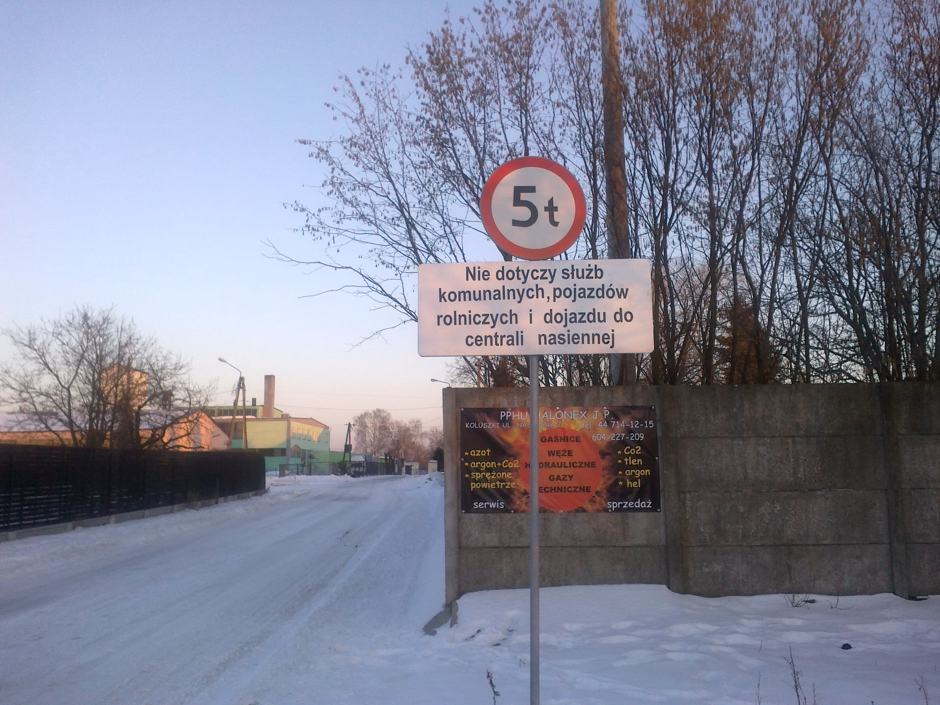 Kiedy można odmówić zgody na lokalizację zjazdu?