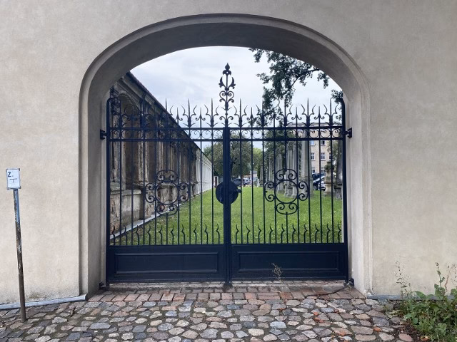 Kto musi zapłacić podatek od ogrodzeń?