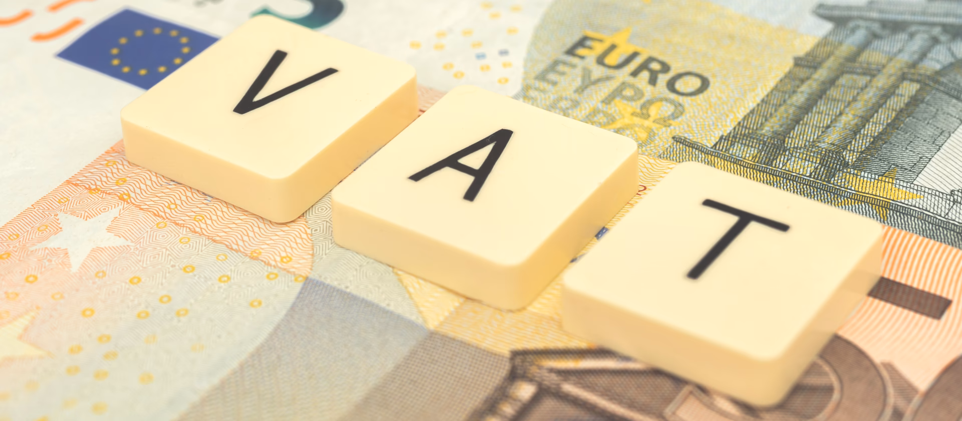 Jaki jest podatek VAT od nieruchomości niezabudowanej?